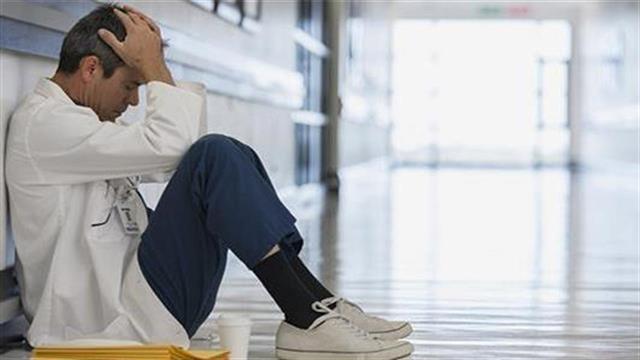 15 εφημερίες τον μήνα από νοσοκομειακούς γιατρούς! Πηγαίνουν το πρωί, φεύγουν το άλλο απόγευμα...