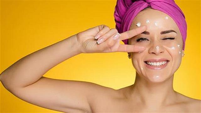 Ακμή: 7 λόγοι για τους οποίους δεν πρέπει να καθυστερεί η θεραπεία