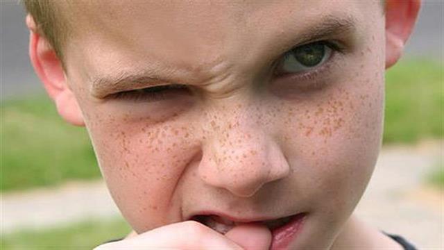 Τικ στα παιδιά