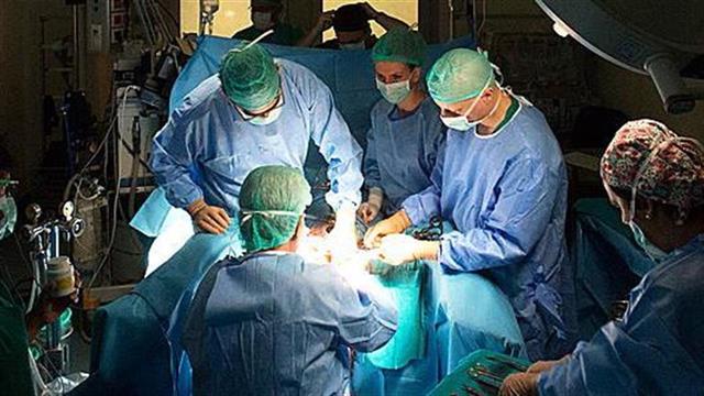 Πρωτοποριακή τεχνική αποκατάστασης απλασίας του κόλπου στο Γ.Ν. Παπαγεωργίου