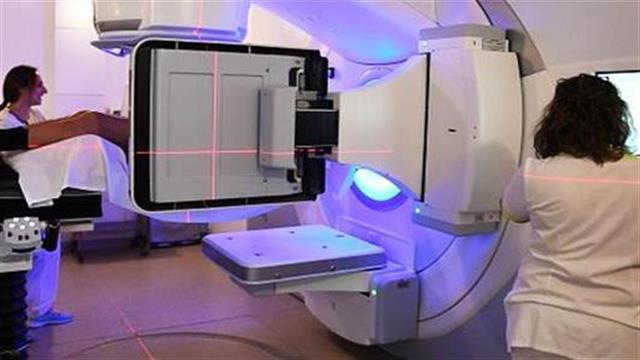 Επιμένει η ΠΟΕΔΗΝ: 13.000 καρκινοπαθείς αποκλείονται κάθε χρόνο από τις ακτινοθεραπείες