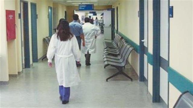 Στάση εργασίας και συγκέντρωση στο ΣτΕ από τους νοσοκομειακούς γιατρούς για τα αναδρομικά