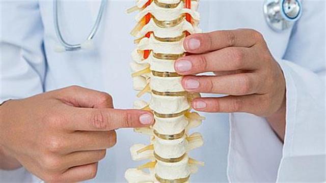 Μάστιγα τα οστεοπορωτικά κατάγματα της σπονδυλικής στήλης στους ηλικιωμένους