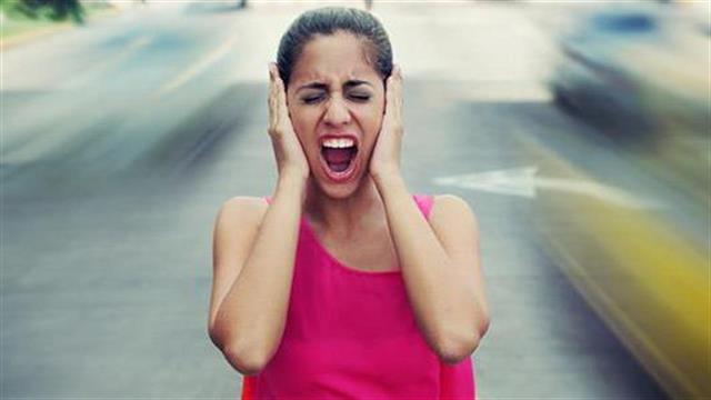 Η ατμοσφαιρική ρύπανση και ο θόρυβος αυξάνουν τον κίνδυνο καρδιακής προσβολής