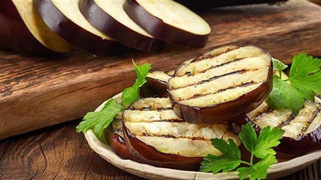 Mελιτζάνα: Πολλές φυτικές ίνες και λίγες θερμίδες