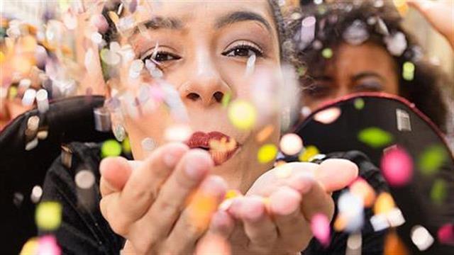 Αποκριάτικα είδη: Χαρά αλλά και κίνδυνοι