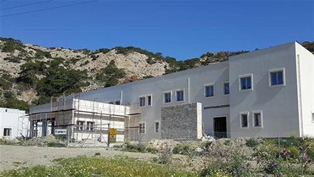 Με κενά εγκαινιάζεται το νεόδμητο νοσοκομείο Καρπάθου - Τι αναφέρουν υπουργείο και εργαζόμενοι