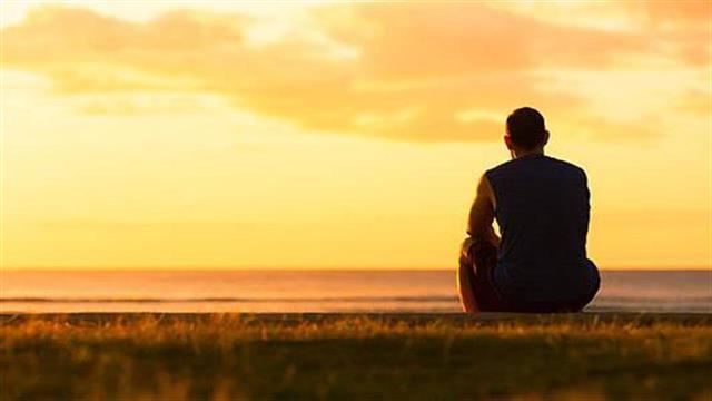 Ο θάνατος στενού φίλου είναι πιο τραυματικός από όσο πιστεύαμε