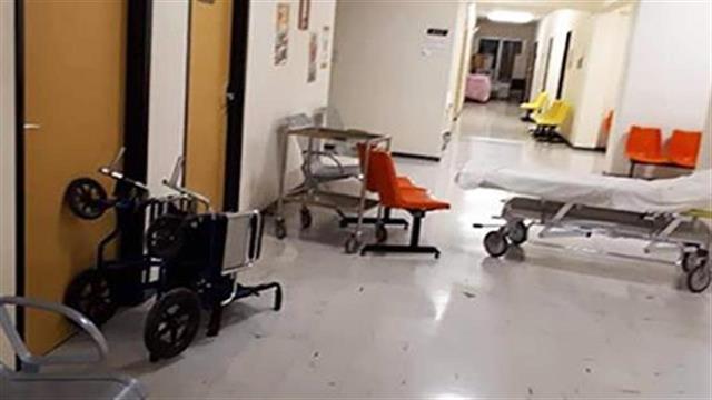 ΠΟΕΔΗΝ: Ρομά έκανε γυαλιά – καρφιά το Κέντρο Υγείας Μεγάρων