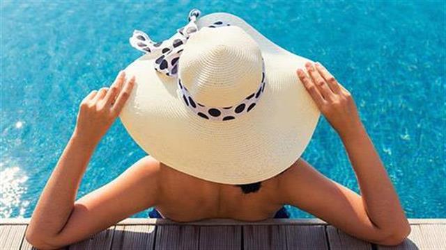 10 μύθοι και αλήθειες για τις ελιές στο δέρμα μας