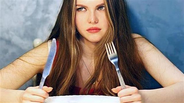 Καλό είναι να αποφεύγεται η λήψη σημαντικών αποφάσεων με άδειο στομάχι