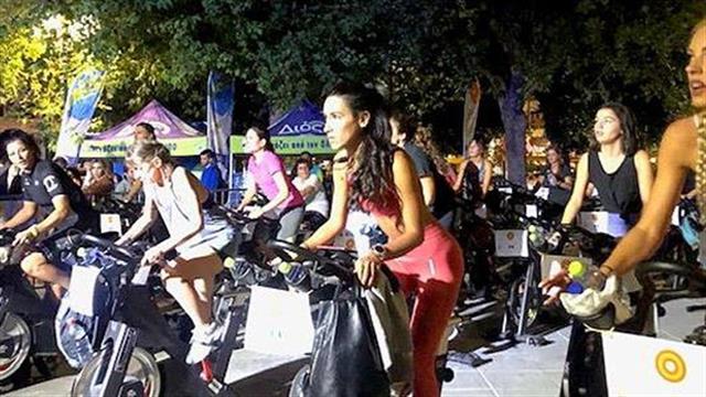 Στατική ποδηλασία και ‘’μαραθώνιος αγάπης’’ στο Σύνταγμα με μεγάλη συμμετοχή