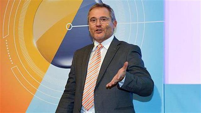 ACUVUE® OASYS with Transitions™- Light Intelligent Technology™