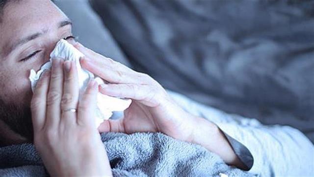 ΠΟΥ: Τρία μέτρα προστασίας ενόψει έξαρσης της γρίπης - Πότε πηγαίνουμε στο νοσοκομείο