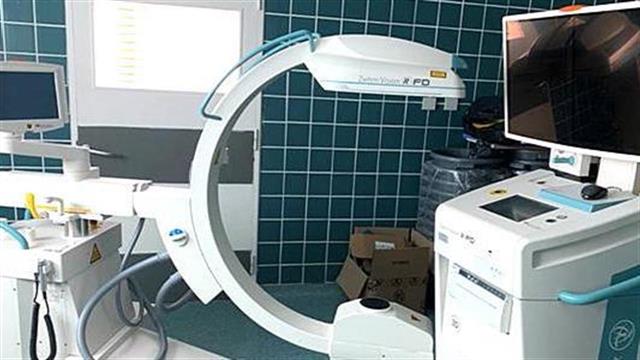 Υπερσύγχρονο, πρωτοποριακό τρισδιάστατο, φορητό ακτινοσκοπικό μηχάνημα C arm στον Αγιο Σάββα