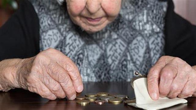 Για φάρμακα και νοσηλείες τα 7 στα 10 ευρώ που δαπανούν τα νοικοκυριά για περίθαλψη