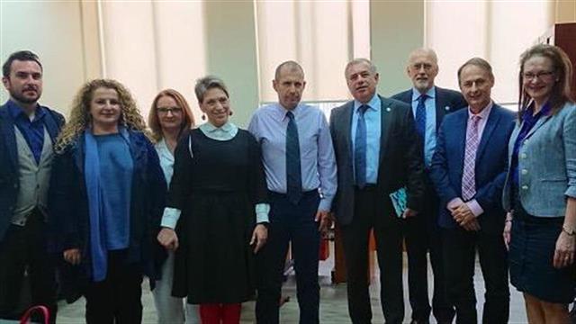 Συνεργασία ΠΟΥ και Εθνικού Οργανισμού Δημόσιας Υγείας για τη Μικροβιακή Αντοχή