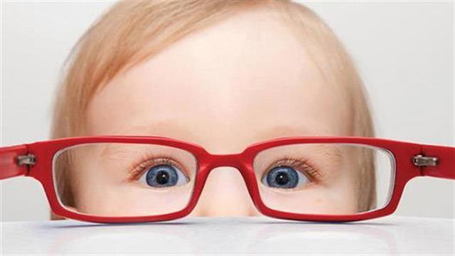 ΕΟΠΥΥ: Με το παλαιό σύστημα αποζημίωσης, έως το τέλος του έτους, γυαλιά και ειδικές θεραπείες