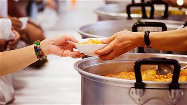 Έρευνα: Έλληνες υποσιτιζόμενοι, αλλά παχύσαρκοι!