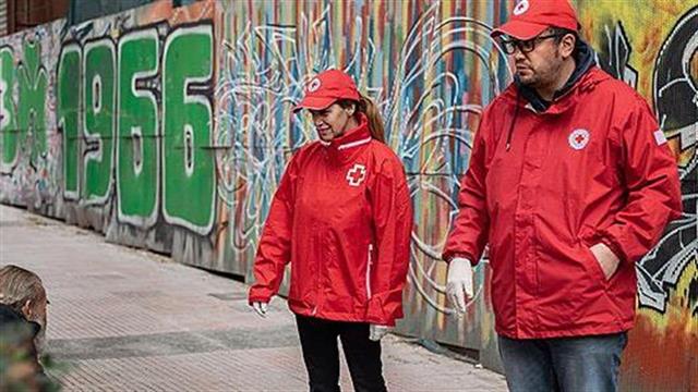 Νέα εξόρμηση του κλιμακίου του Ελληνικού Ερυθρού Σταυρού για την στήριξη των αστέγων στο κέντρο της Αθήνας