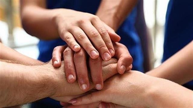 Η αλτρουιστική συμπεριφορά μειώνει τον σωματικό πόνο