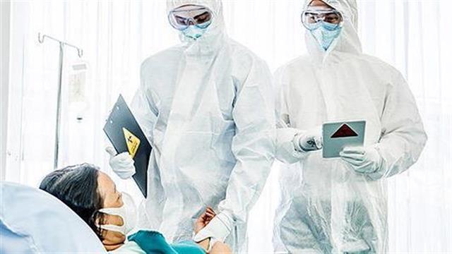 Χορηγία της Ένωσης Εφοπλιστών για κλινοσκεπάσματα και είδη υγιεινής στα νοσοκομεία