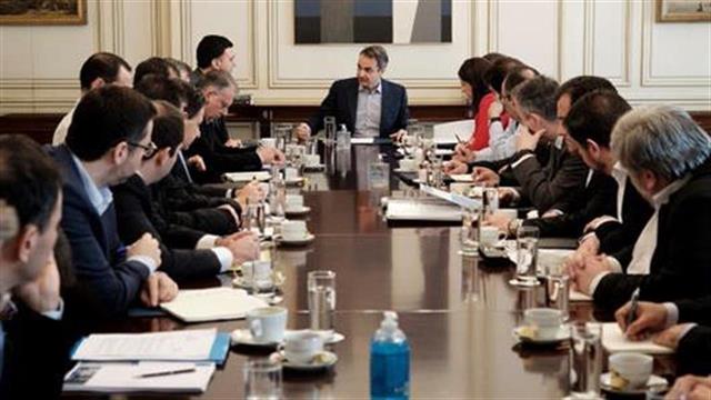 Σύσκεψη στο μέγαρο Μαξίμου για τον κοροναϊό