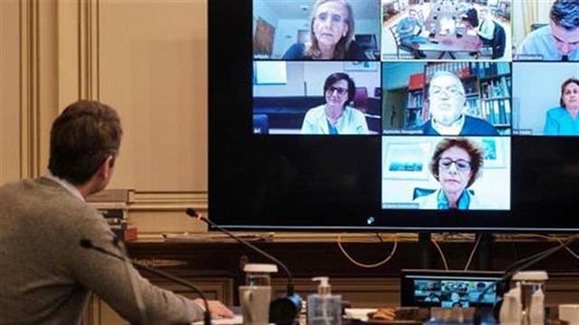 Κορωνοϊός: Τηλεδιάσκεψη Μητσοτάκη με διευθυντές μονάδων εντατικής θεραπείας
