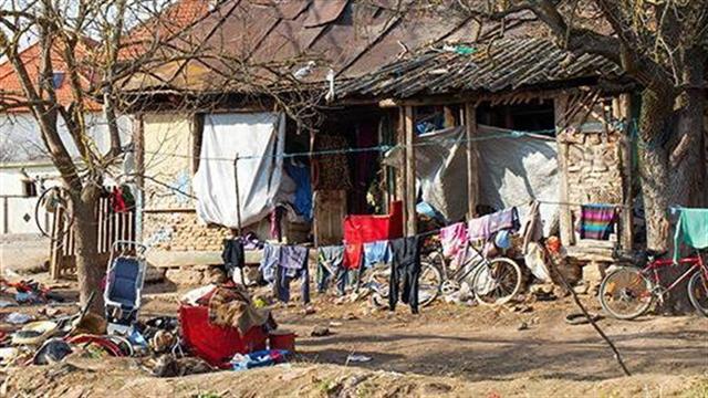 15μηνο βρέφος θετικό στον κορωνοϊό σε οικισμό Ρομά, στο Δροσερό Ξάνθης