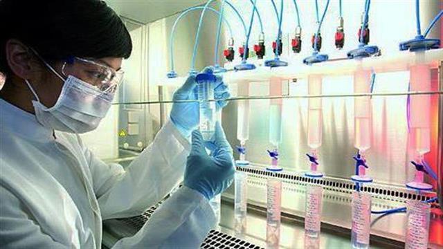 1.100 θέσεις για την υπηρεσία τεστ κορωνοϊού στο σπίτι