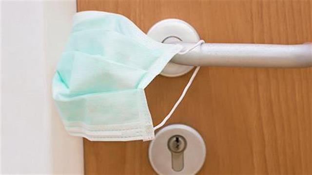 CDC: Ο κορωνοϊός δεν μεταδίδεται εύκολα από τις επιφάνειες