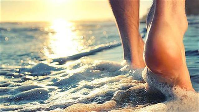 Διαβήτης: Πώς φροντίζουμε τα πόδια το καλοκαίρι