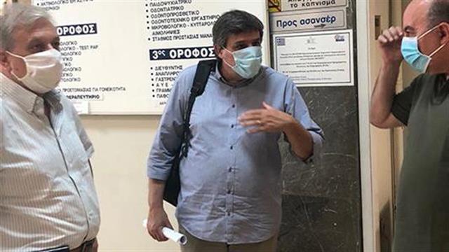 Επίσκεψη του Ανδρέα Ξανθού στο Κέντρο Υγείας της λεωφόρου Αλεξάνδρας