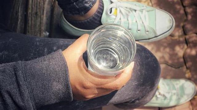 Ο Ελληνικός Ερυθρός Σταυρός βοηθά τους συμπολίτες μας τις ημέρες του καύσωνα