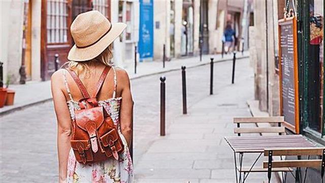 Με περισσότερα αντισώματα κορωνοϊού οι Ελληνίδες