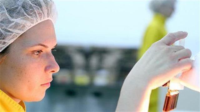 Κικίλιας: Στην Ελλάδα έως τον Δεκέμβριο 700.000 εμβόλια της Οξφόρδης για τον κορωνοϊό