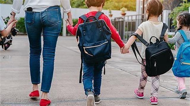 Έστειλαν τα παιδιά τους στο σχολείο χωρίς μάσκα - Εντάσεις και διαφωνίες