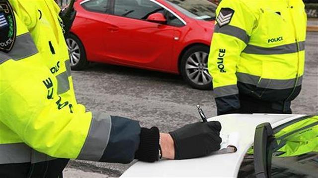 300 ευρώ το πρόστιμο για μάσκα - κυκλοφορία χωρίς SMS