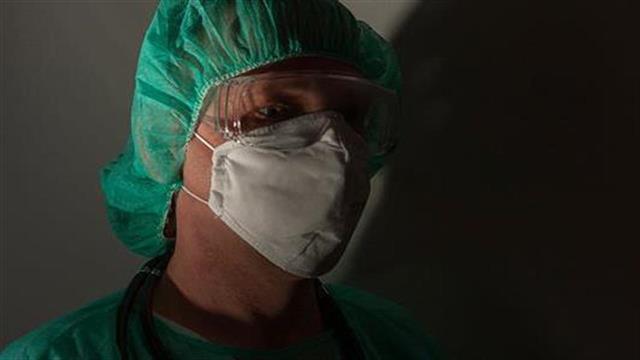 Παρασκευή και 13, με 3.038 νέες λοιμώξεις από κορωνοϊό και 38 θανάτους