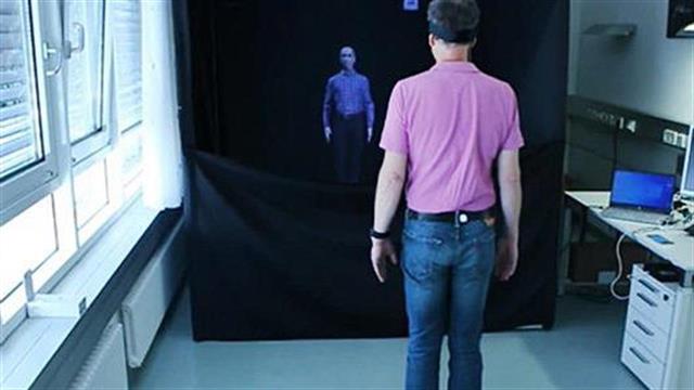 HOLOBALANCE: Ολογραφικοί εικονικοί φυσικοθεραπευτές για την αντιμετώπιση διαταραχών ισορροπίας