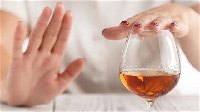 Βουτιά στην κατανάλωση αλκοόλ περιμένουν οι επιχειρήσεις