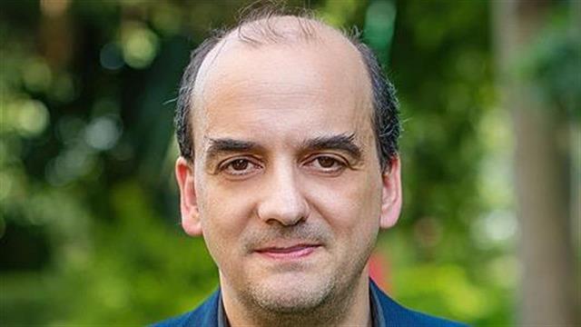 Μονοκλωνικά αντισώματα ή εμβόλιο κατά της CoViD-19;