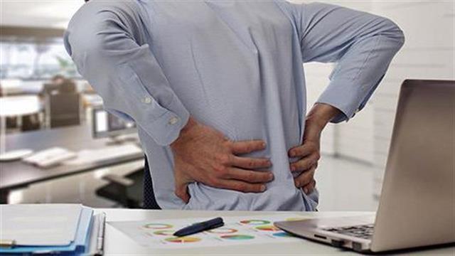 Πώς να αποφύγουμε τα προβλήματα με πέτρες στα νεφρά την περίοδο των γιορτών