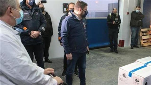 Στην Αττική τα πρώτα εμβόλια κατά της Covid-19 - Φυλάσσονται σε αποθήκη, στο Κρυονέρι