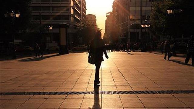 Οι επιδημιολόγοι "κοκκινίζουν" την Αττική