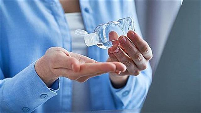 Τι μπορεί να πάθετε αν μπει απολυμαντικό στα μάτια