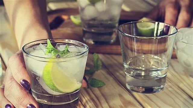 Ποτό κάπνισμα και ουσίες αυξάνουν τον κίνδυνο πρόωρης καρδιακής νόσου