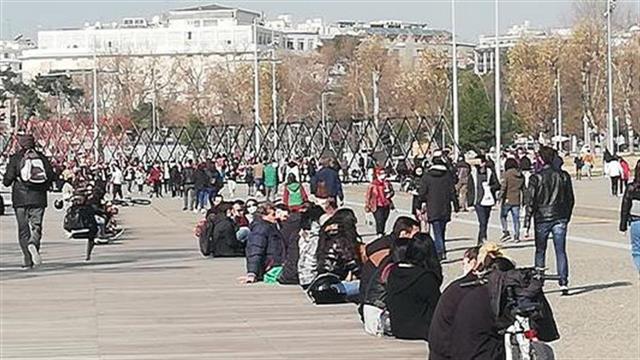 Νέα δεδομένα στη Θεσσαλονίκη, λόγω μεταλλάξεων - Τι λένε Εξαδάκτυλος - Λογοθετίδης