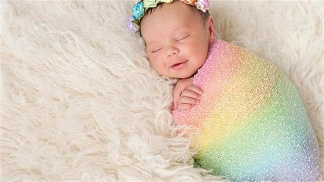 Μωρό του ουράνιου τόξου: Ευλογία με αρκετό στρες