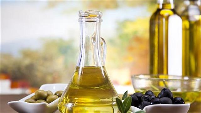 Ελαιόλαδο:  Πρωταγωνιστεί στη Μεσογειακή Διατροφή